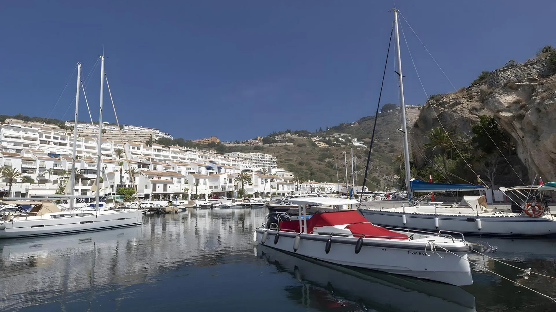 Apartamento Icon Marina La Ola La Herradura